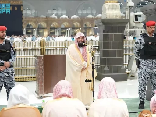 Khotbah-di-Masjidil-Haram-kini-diterjemahkan-ke-dalam-11-Bahasa-Termasuk-Bahasa-Indonesia