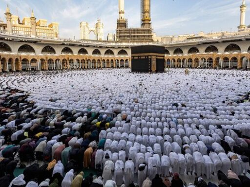 Mengapa Orang yang Berumroh dan Haji disebut Tamu Allah